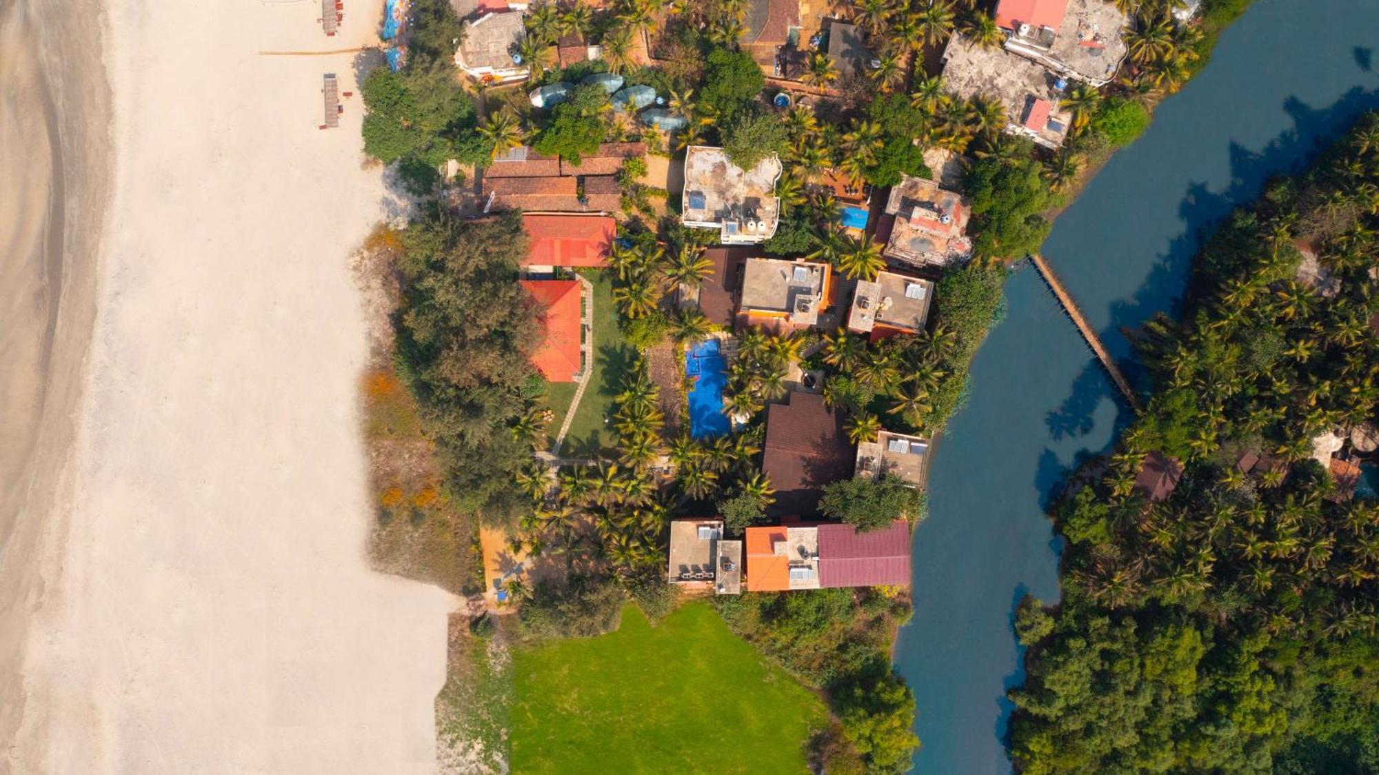 Mandrem Beach Resort, A Member Of Radisson Individuals Retreat Zewnętrze zdjęcie