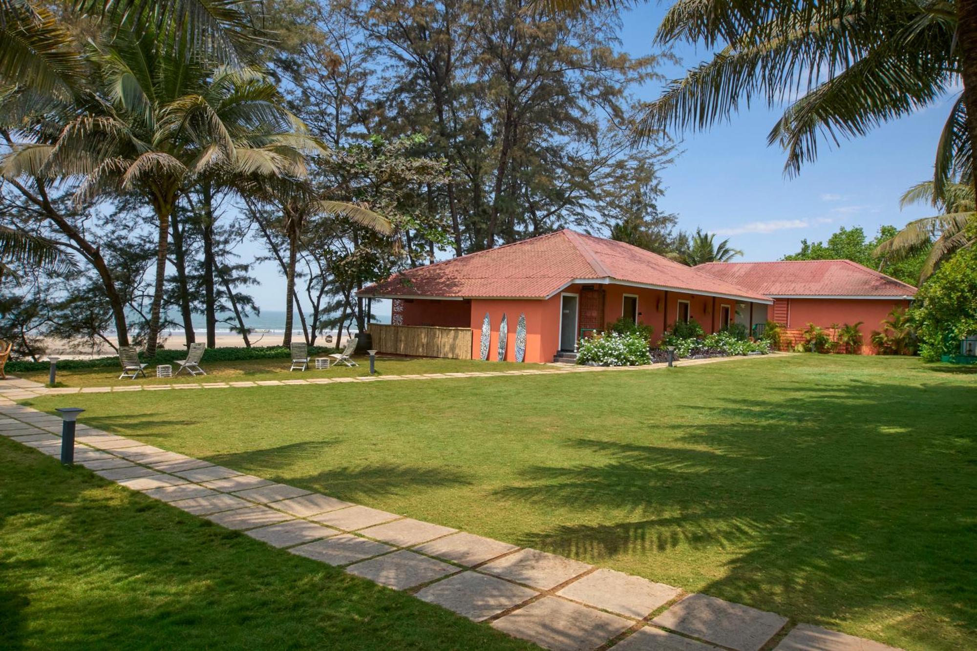 Mandrem Beach Resort, A Member Of Radisson Individuals Retreat Zewnętrze zdjęcie